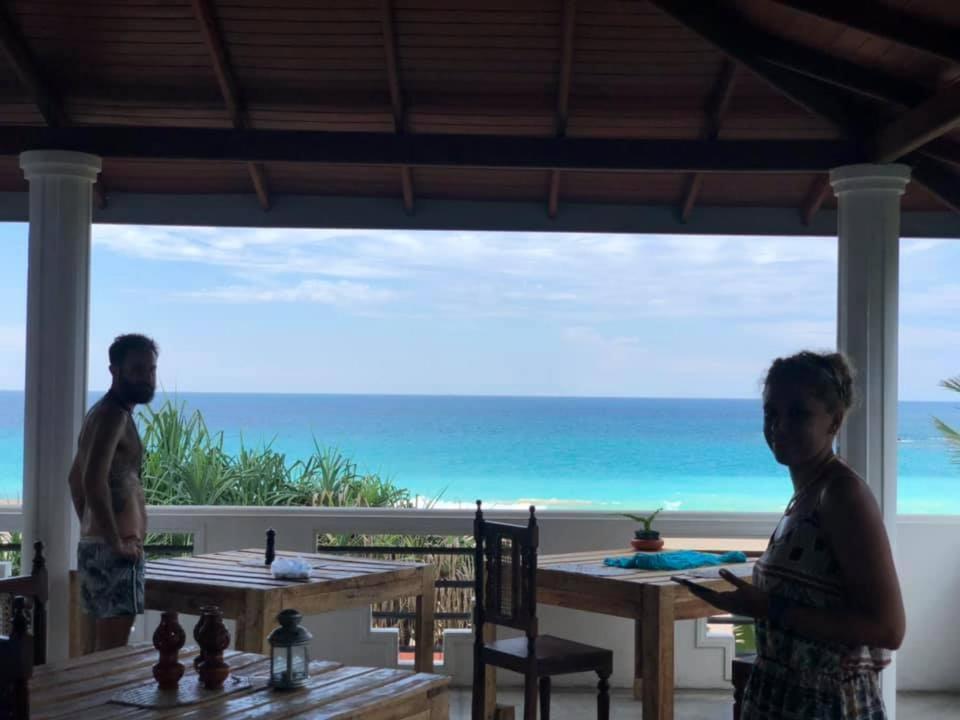 אמבלנגודה Sea Crest Beach Villa מראה חיצוני תמונה