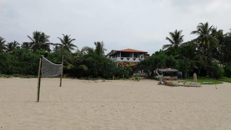 אמבלנגודה Sea Crest Beach Villa מראה חיצוני תמונה