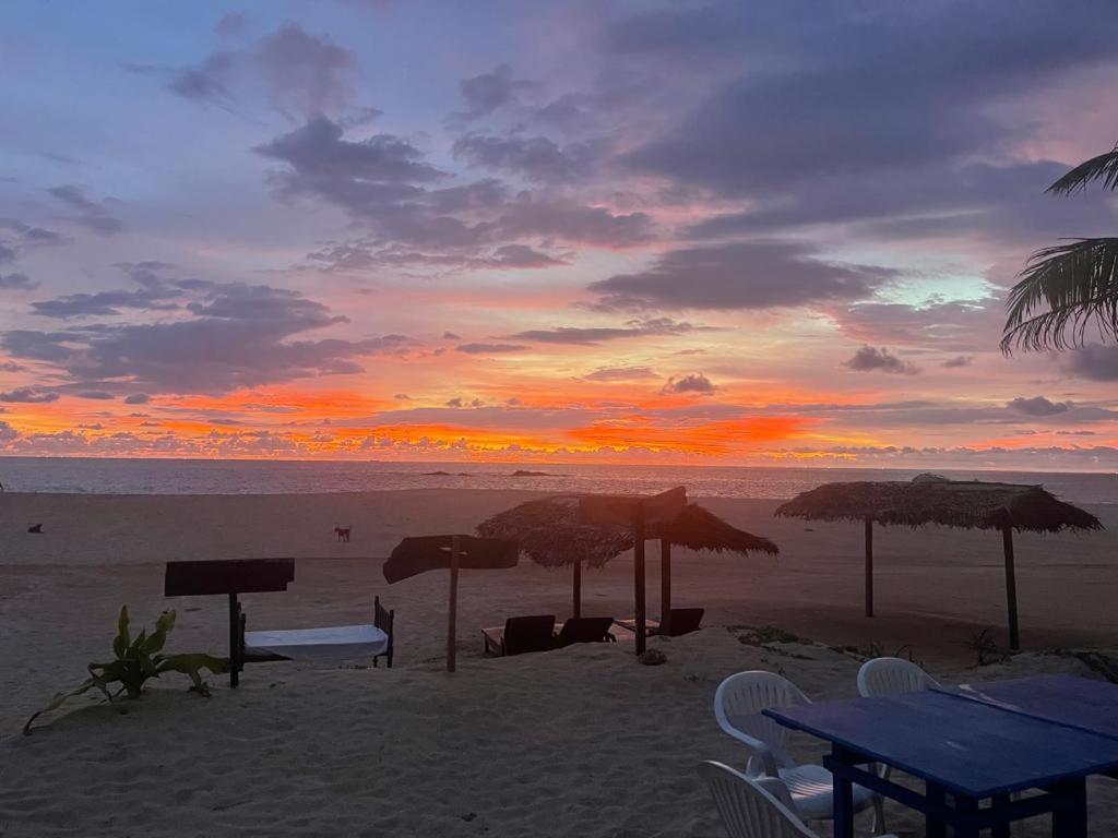 אמבלנגודה Sea Crest Beach Villa מראה חיצוני תמונה